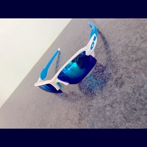 Oakley Flak 2.0 Sunglasses White/Sapphire